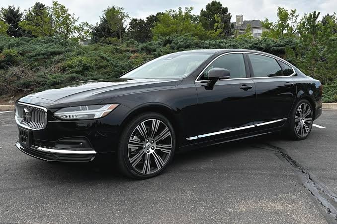 Volvo S90